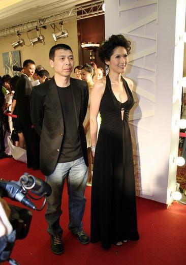 冯小刚"夜宿门"女主沈星:曝光后被丈夫抛弃,今44岁怎样了?_腾讯新闻