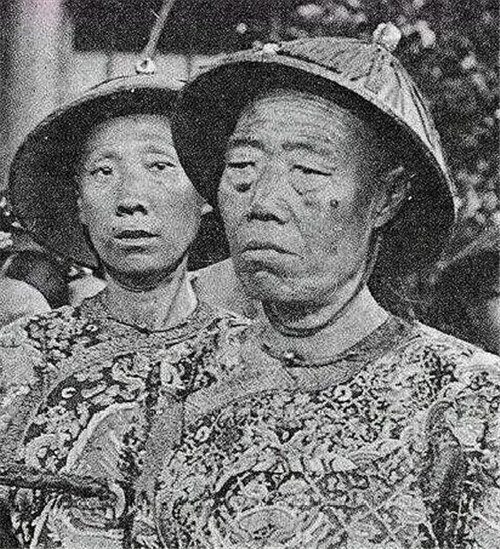 李莲英真实容貌满脸脓包但嚣张跋扈最终落个身首异处的下场