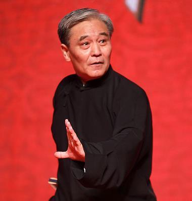 马志明曾败给李金斗,如今靠力挺郭德纲终翻身,收老郭做继承人