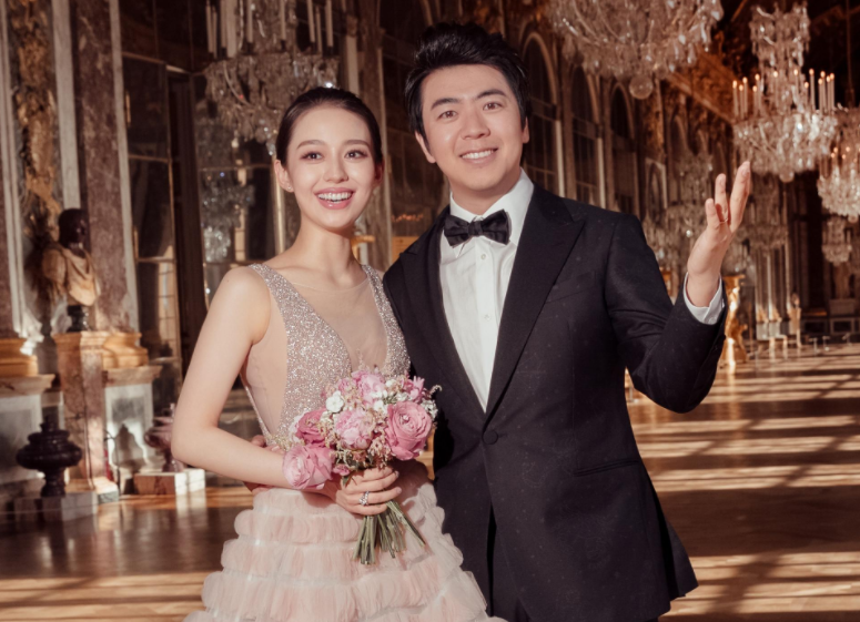 郎朗当爸晒宝宝照,吴彤送祝福却被范丞丞怼,这才是娱乐圈真友谊