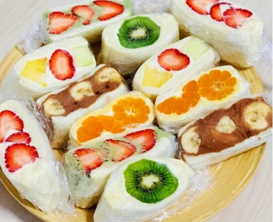 可爱独特的水果三明治,带来丰富多彩的美食之旅