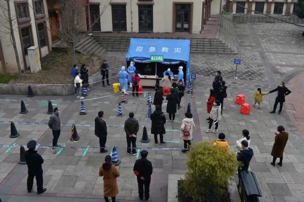 水富市开展新冠肺炎疫情防控应急演练