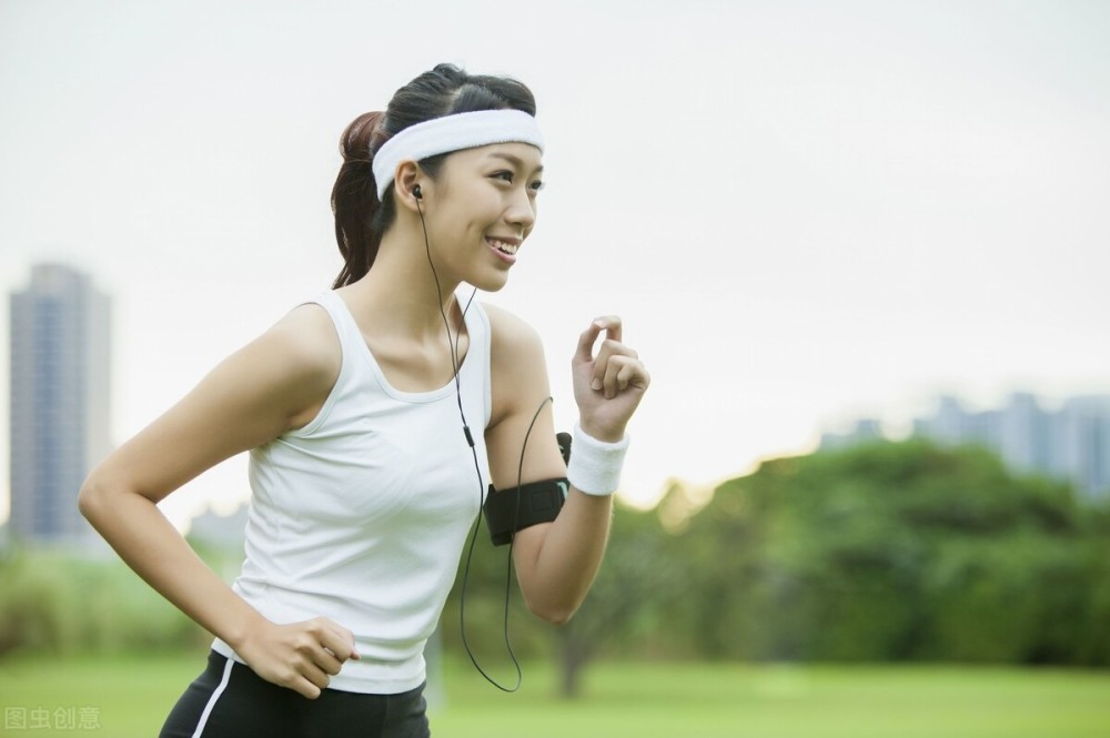 脑梗|54岁男子脑梗送医，凌晨离世，医生含泪苦劝：炒菜1物要少放