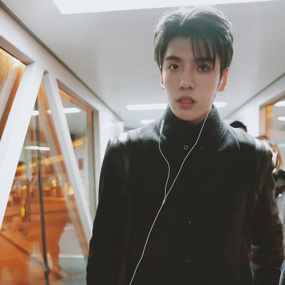 爱豆头像王子异