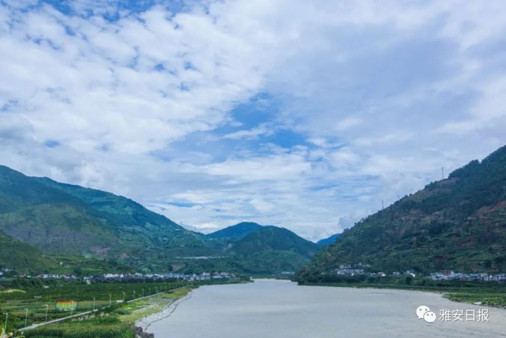 名山區月亮湖水利風景區