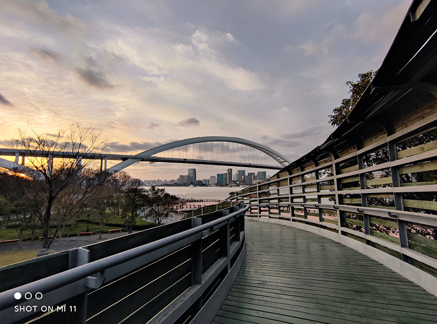 小米11评测高通骁龙888加持计算摄影有多强