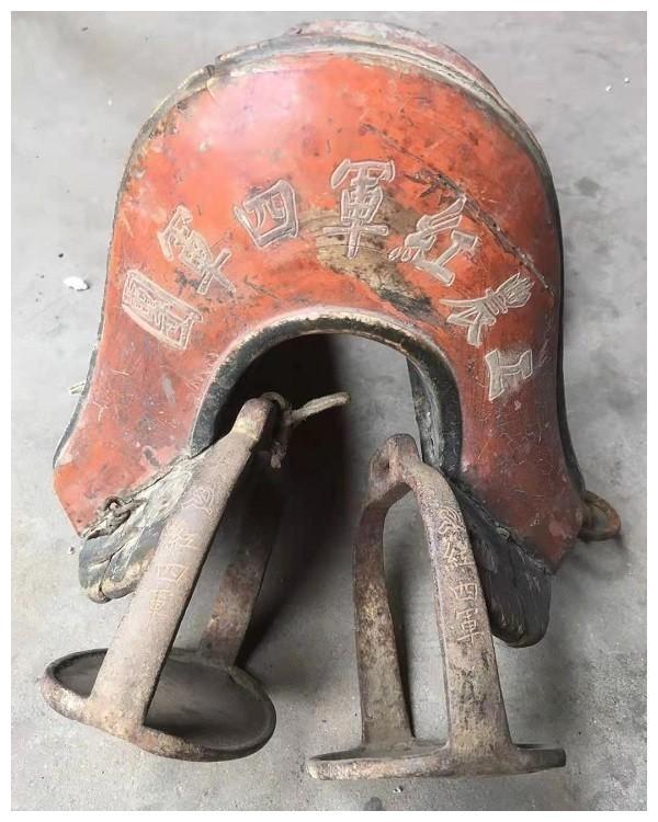 甘肃会宁民间发现红四军团首长用过的马鞍