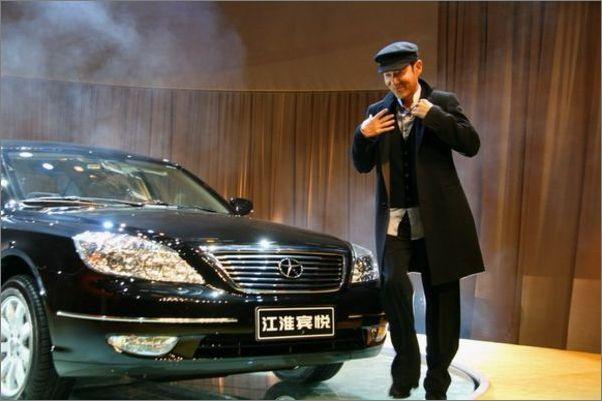 全新奔驰s正式上市,陈道明先生又一次代言汽车,这次终于能火!