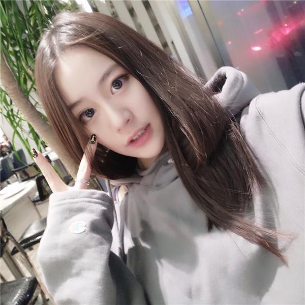 李明女儿获赞似韩国女团仍不敌范志毅闺女羡慕国脚都能娶美妻