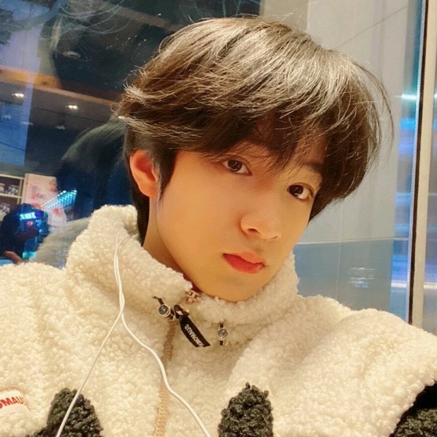 头像库第47期刘耀文高清无水印头像推荐