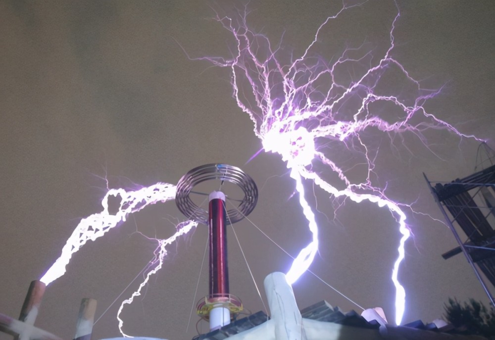 隔空充电,会放出电火花吗?