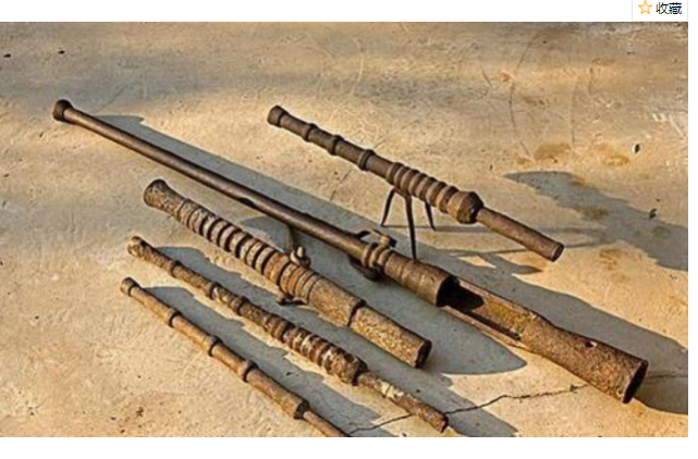里的记载可知,这把枪长得像琵琶,连续扣两下扳机就能从前面的铁管里