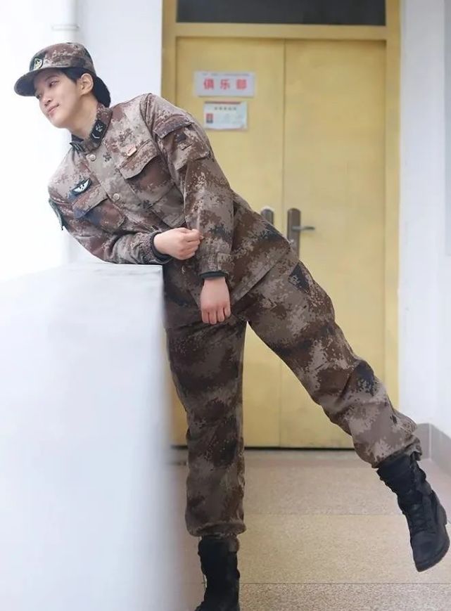 军某旅作战支援营"靓丽"与"英武"与"美丽"取而代之的是"飒爽"为自己的