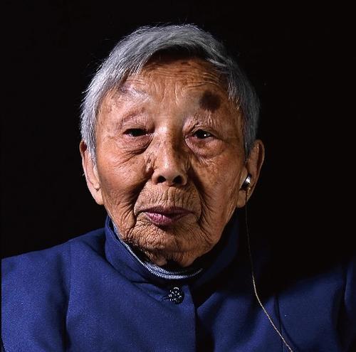 南京大屠杀幸存者杨翠英去世,幸存者仅剩71人_腾讯新闻