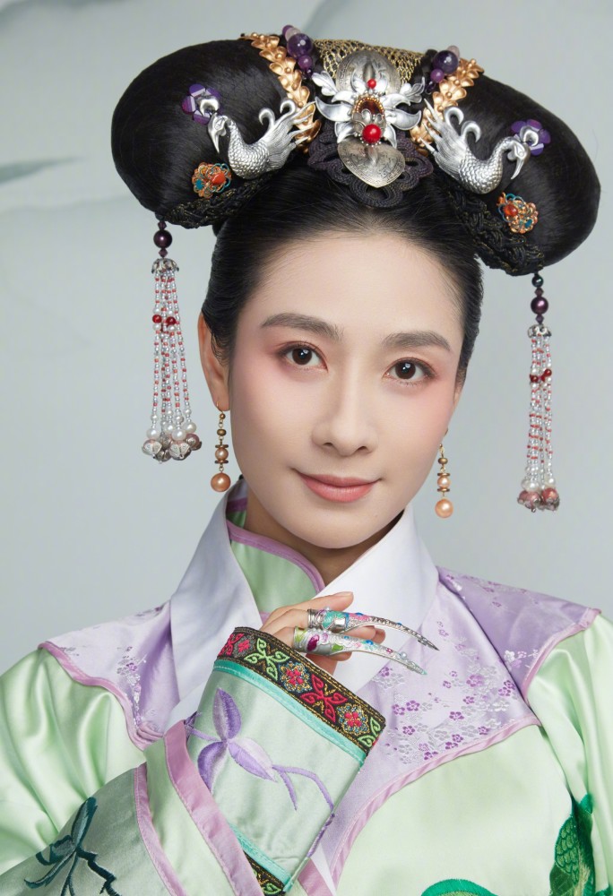 陶昕然10年后再扮安陵容脸部圆润更有贵气感眼神依旧很带感
