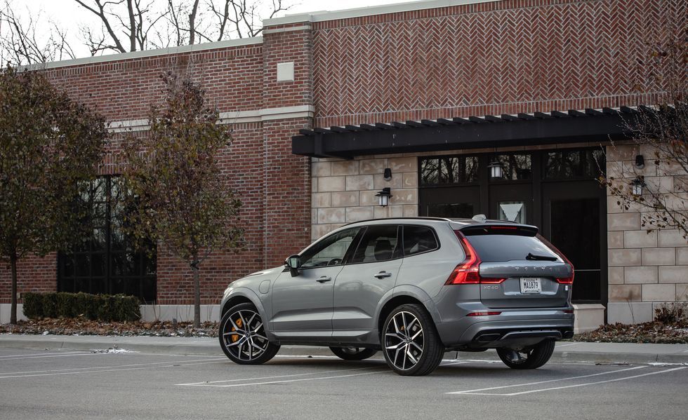 2021款沃尔沃xc60五星级安全suv百公里不到8升油