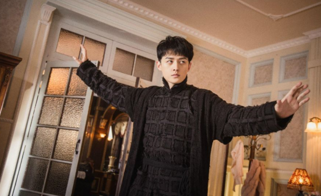 老九门陈皮为什么选择除掉四爷而不是没有武功的八爷呢