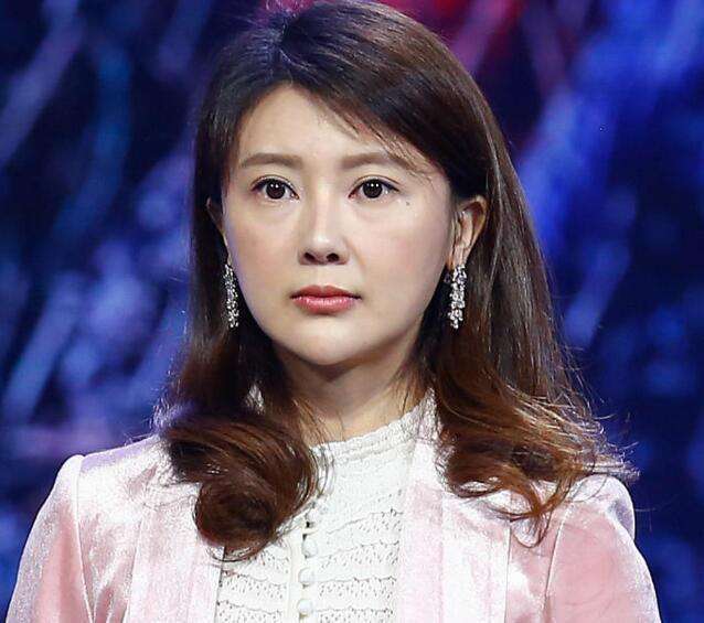 妻子却连生了3个孩子|贾跃亭|许超凡|美国_出国|邝婉芳