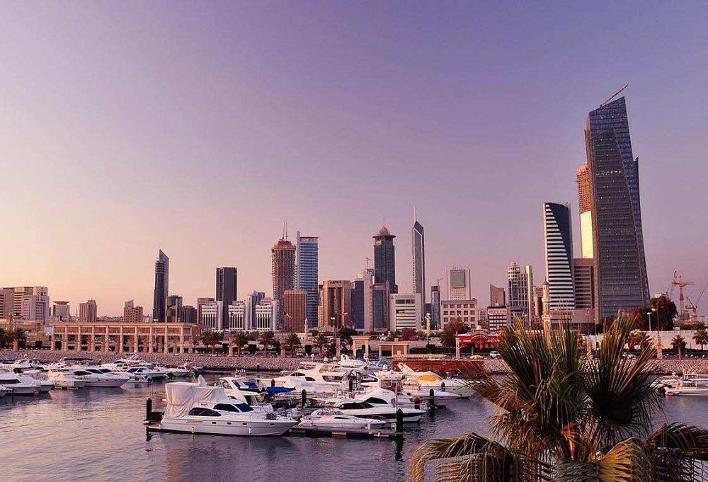 最亲美的海湾国家13国土被美军基地占据靠石油过上富裕生活