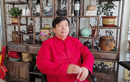 著名画家谢飞为文学图书《洗河》题字鼓励作者文学创作