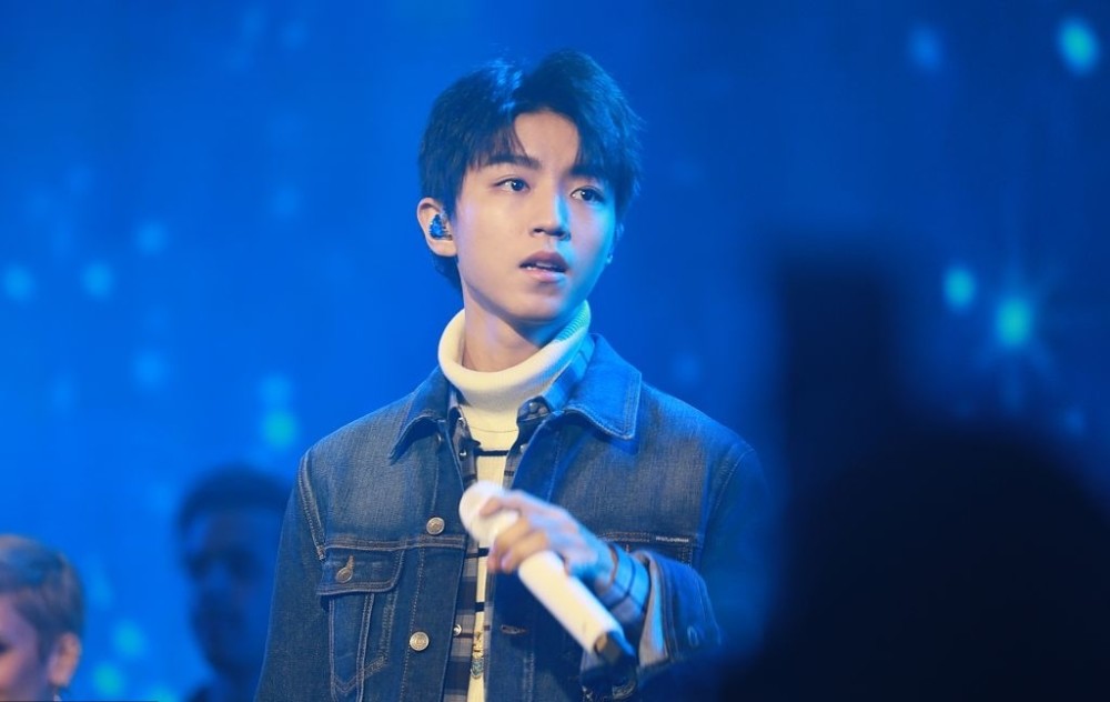 大陆男明星排行榜_香港TVB男星,在内地送快递不把自己当明星;太接地气了