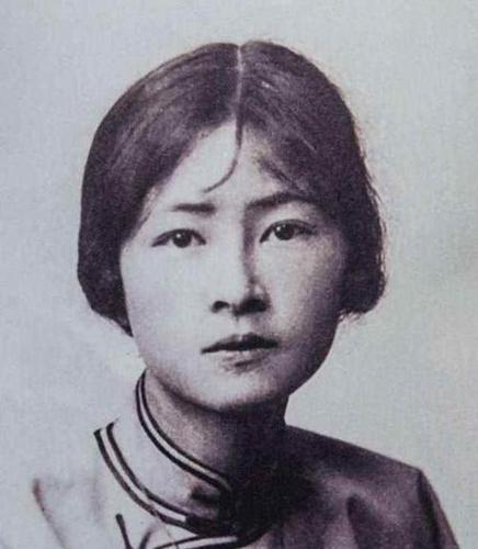 林徽因真容长这样ai修复图美化过度了但当年的老照片不会说谎