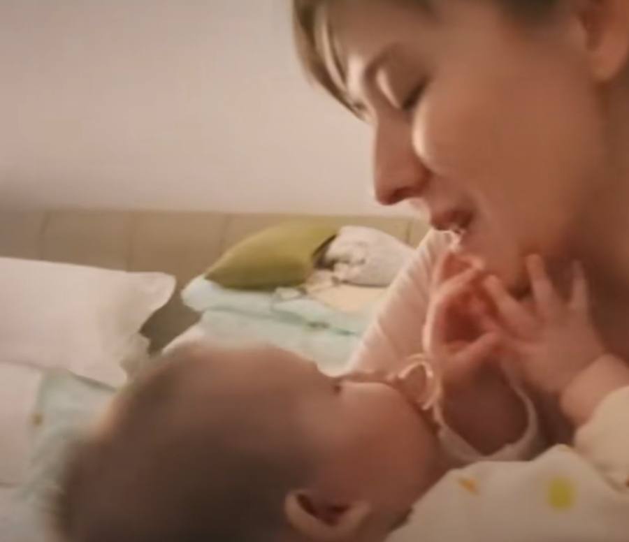 热依扎哺乳期拍山海情每天在车里吸奶背奶妈妈不容易