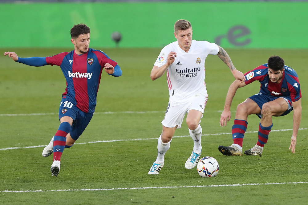 体育足球西甲莱万特胜皇马