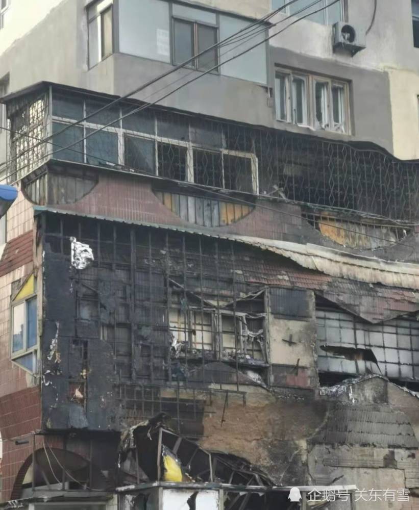 旅顺突发火情!电力工人正在抢修