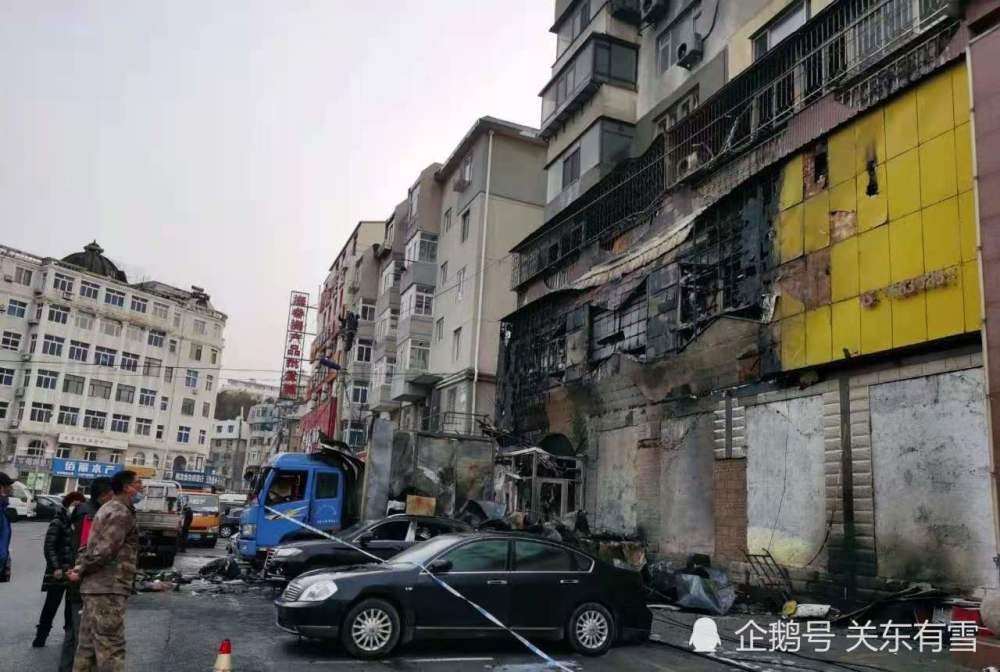 旅顺突发火情!电力工人正在抢修