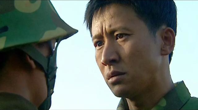 士兵突击里许三多为什么没把杀人的事情告诉高城和指导员