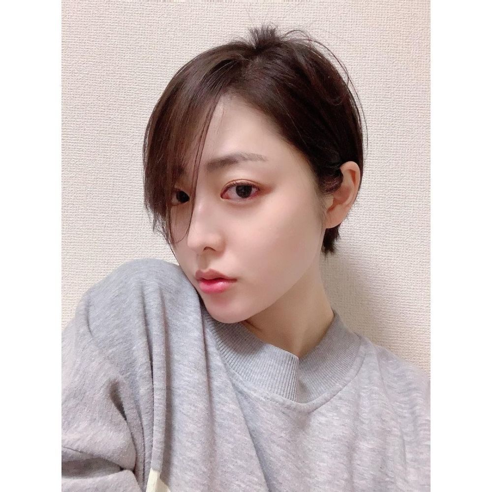 这次松浦雅选择以新的身份开始新的生活,就像石黑英雄一样,如果能健康