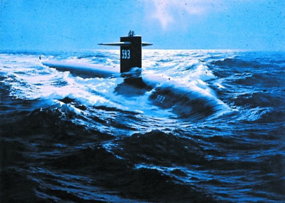 长尾鲨号核潜艇沉至2600米深海01秒内爆死亡129人