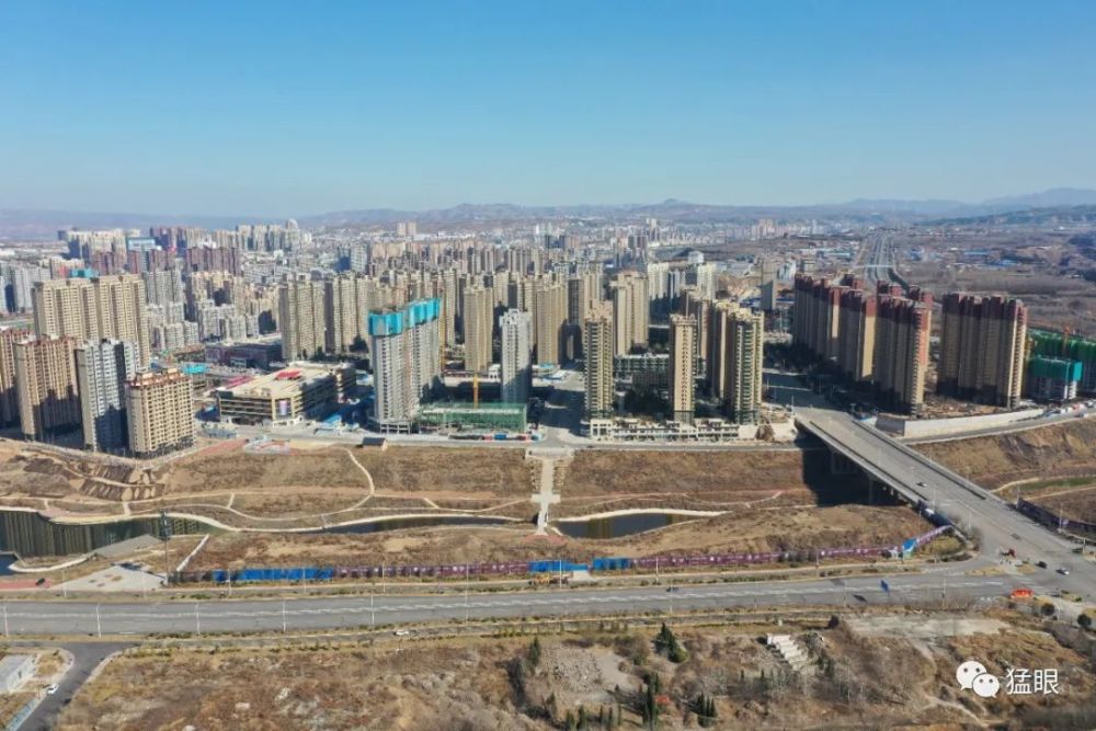 三门峡新标志性建筑高999米门前广场似乌龟盖