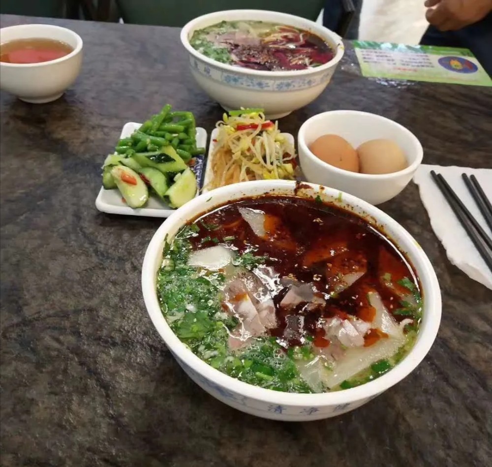 谁是老兰州,谁见证了牛肉面近30年的变迁史?