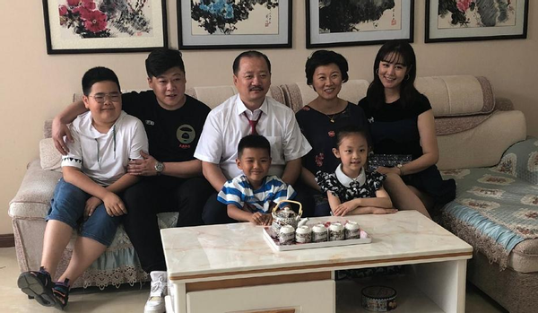 乡爱王小蒙现实中离婚了?短视频文案引发猜测,六年豪门生活终止