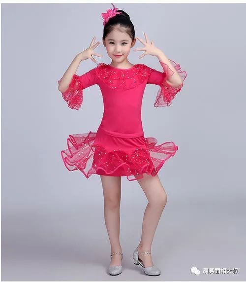 我的算命经历之一个跳广场舞的小女孩下