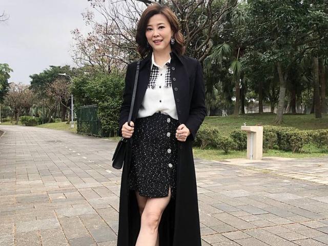 48岁女星方馨放弃生育计划,坦言:努力过就够了,老公没给压力_腾讯新闻