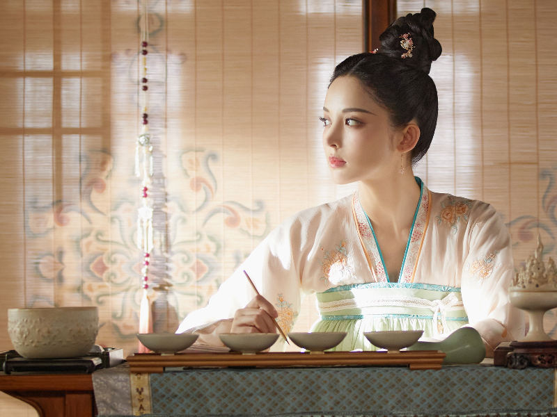 风起霓裳首播小琉璃哭戏碾压娜扎只能靠美貌撑着