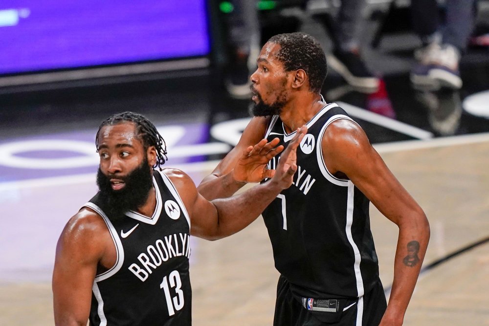 哈登获赛季个人第10个三双|杜兰特受伤离场！哈登准三双年轻中锋补短板篮网大胜鹈鹕15分