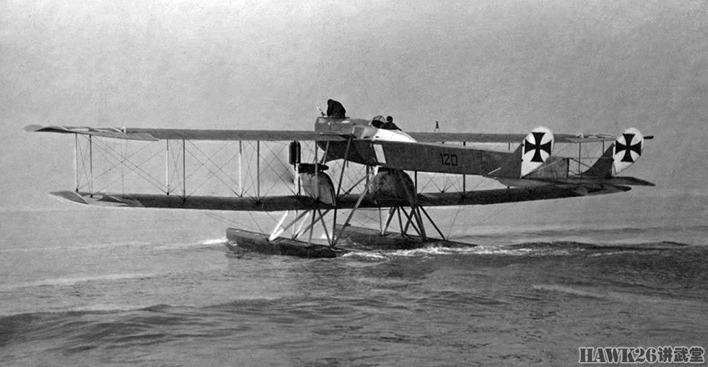 哥达uwd水上飞机.