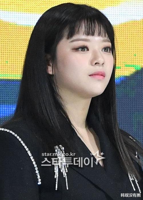 发福明显twice俞定延回归舞台治疗不安症导致身材走样