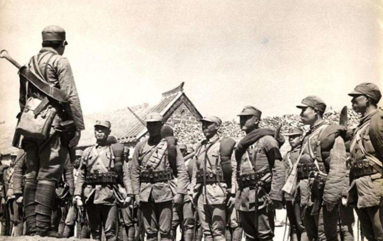 1938年台儿庄战役,中国军人牺牲超5万,你