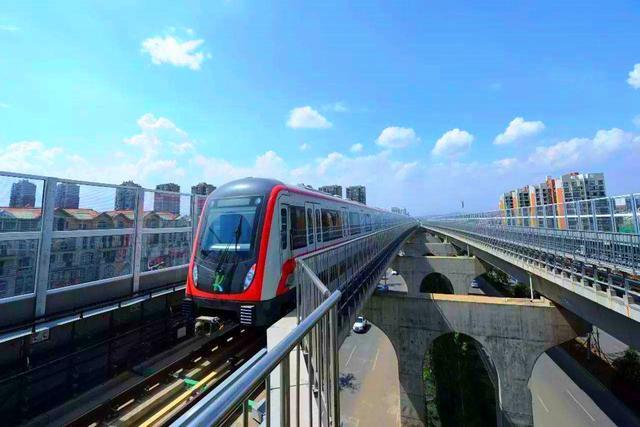 昆明一条迟迟未完工的地铁线,全长约25.9公里,规划设22个站点