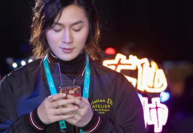 王者荣耀：酷酷的鑫带张大仙节奏后，直播间遭平台封禁，网友：大快人心