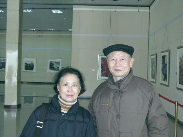 徐秀林张嘉译叫她妈出道至今零绯闻与老公结婚53年很恩爱