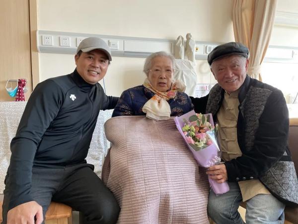 秦怡迎来百岁生日!她曾想出院,悄悄进剧组