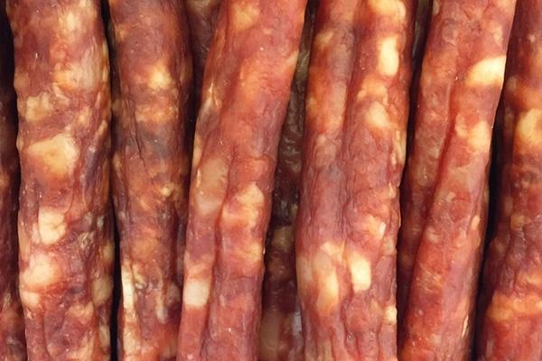 高血压|高血压大多数和吃有关，有三种食物再不断，血压升高也不稀奇