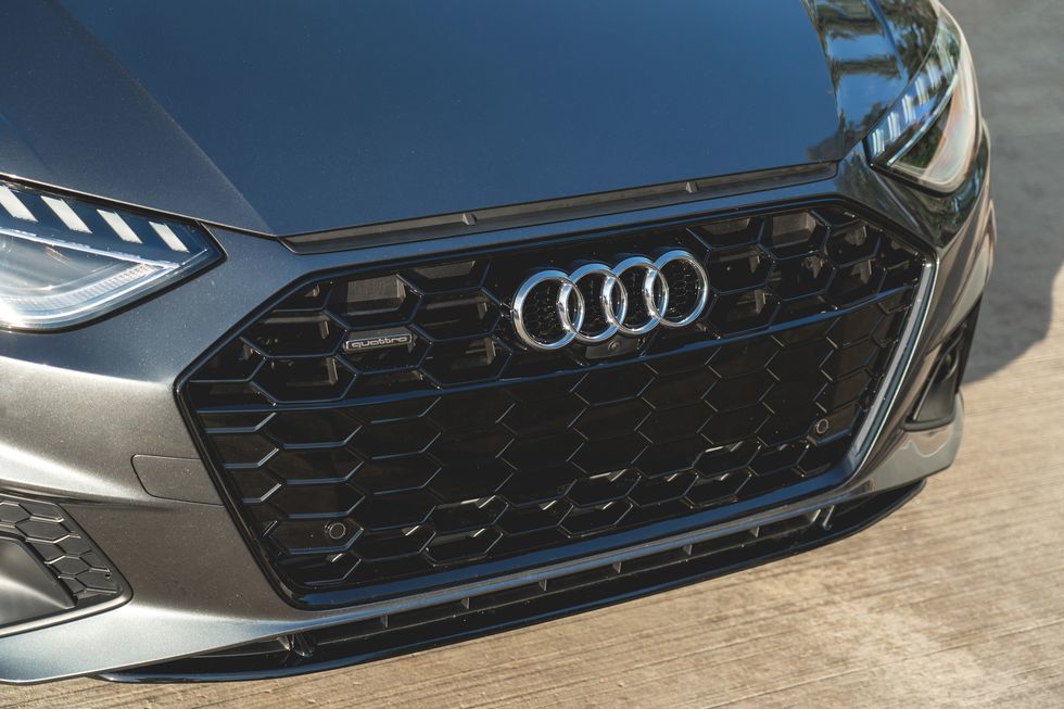 2021款奥迪a4l,外观帅气,操控极具运动感