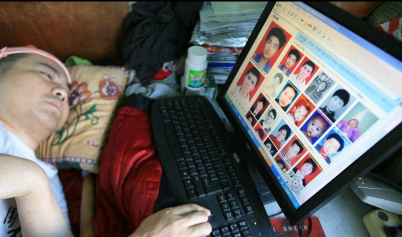 洛阳一残疾人创办寻亲网站专为无名逝者寻亲插图